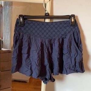 NWT American Eagle loose fitting shorts size small